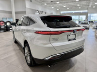 Is finding a vehicle that seamlessly blends luxury and eco-conscious driving at the top of your list... (image 6)