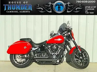 2020 Harley-Davidson Sport Glide:Get the responsive ride of the redesigned Softail® frame and suspen...