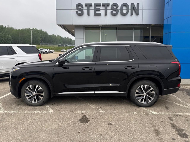 2021 Hyundai Palisade ESSENTIAL in Cars & Trucks in St. Albert - Image 3