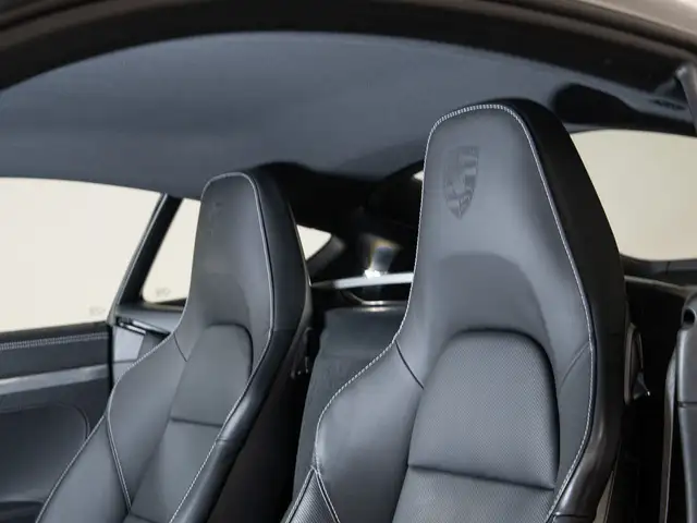 2024 Porsche 718 Cayman S | PREMIUM PKG | MANUAL | 20 IN WHEELS in Cars & Trucks in Mississauga / Peel Region - Image 17