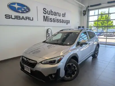 This remarkable LOW KM 2023 Subaru Crosstrek Sport gives drivers an exceptional driving experience b...