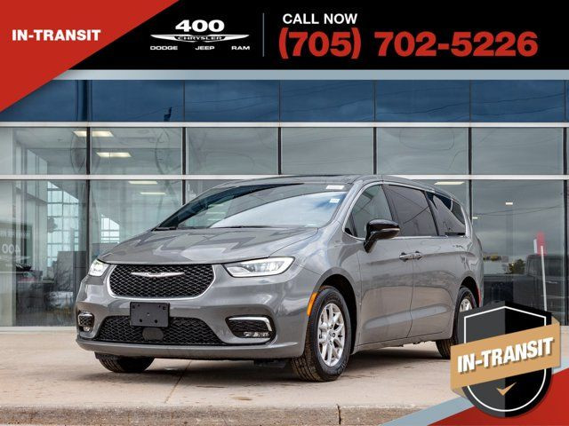 2025 Chrysler Pacifica Select in Cars & Trucks in Barrie