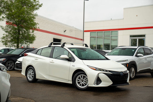 2020 Toyota Prius Prime in Cars & Trucks in Edmonton - Image 2