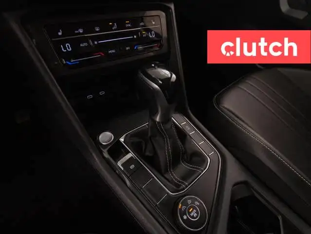 2022 Volkswagen Tiguan Comfortline AWD w/ Apple CarPlay & Androi in Cars & Trucks in City of Toronto - Image 35