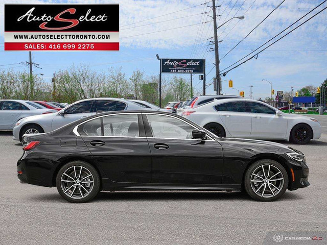 2020 BMW 330i xDrive AWD - Apple Carplay - Backup Camera - Cl... in Cars & Trucks in City of Toronto - Image 3