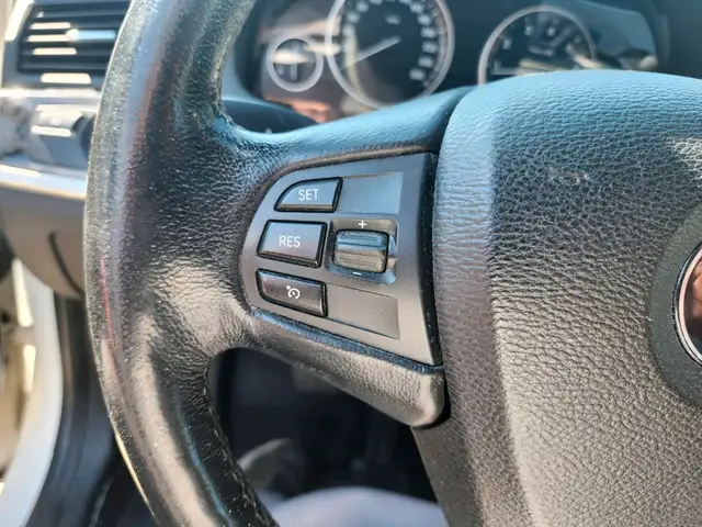 2013 BMW X3 AWD 4dr 28i, Navigation dans Autos et camions dans Région d’Oakville/Halton - Image 17
