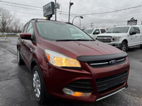 2014 Ford Escape SE Awd bien équipé avec groupe électrique caméra de recul 2 clés avec 8 pneus pneus... (image 1)