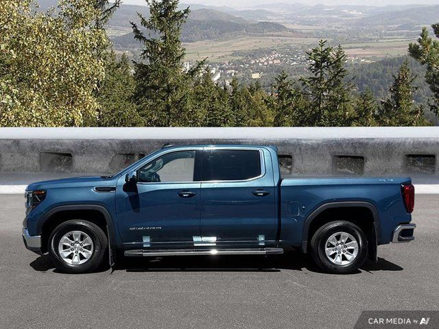2024 GMC Sierra 1500 SLE | All Weather Floor Mats | Running in Cars & Trucks in Cowichan Valley / Duncan - Image 2