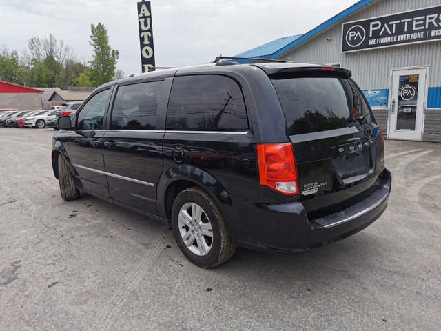 2017 Dodge Grand Caravan Crew in Cars & Trucks in Belleville - Image 3