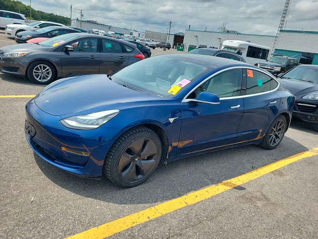 2019 Tesla Model 3 Long Range AWD *AUTOPILOT/NAVI/BACKUP CAM/PAN in Cars & Trucks in City of Toronto - Image 4