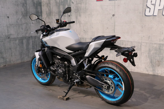 2025 Yamaha MT-09 in Sport Touring in Laurentides - Image 4