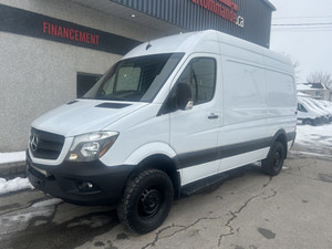 2017 Mercedes-Benz Sprinter Van Toit Haut - 4x4