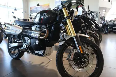 2025 Triumph Tiger 900 Rally Pro Matte Khaki Green Setting a new benchmark to tackle off-road riding...