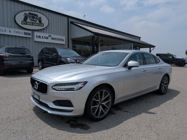 2017 Volvo S90 T6 Momentum in Cars & Trucks in London