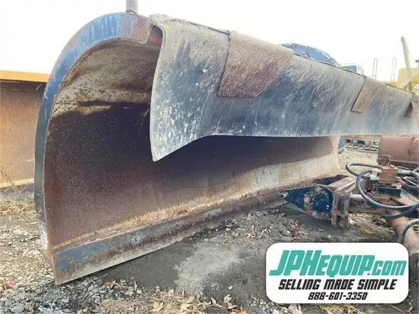Tenco Truck Snow Plow 12 ft #7905 BP in Heavy Equipment in Edmonton - Image 2