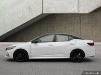 This Nissan Sentra has a trusty Regular Unleaded I-4 2.0 L/122 engine powering it's smooth transmiss... (image 1)