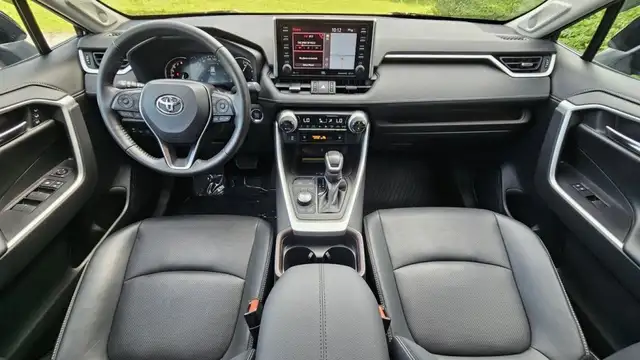 2021 Toyota RAV4 Limitée in Cars & Trucks in Longueuil / South Shore - Image 16