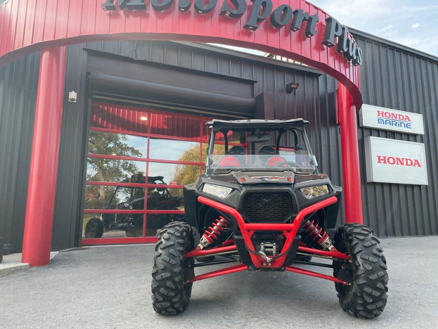 2018 Polaris RZR1000 in Street, Cruisers & Choppers in Kingston - Image 2