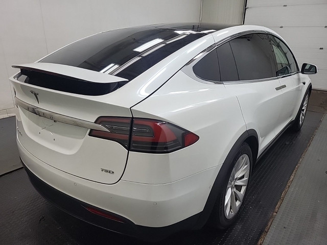 2017 Tesla Model X 75D AWD *AUTOPILOT/6 PASS/NAVI/BACKUP CAM/LOA in Cars & Trucks in City of Toronto - Image 4