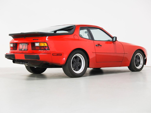  1984 Porsche 944 COUPE | 5-SPEED | KENWOOD MUSIC in Cars & Trucks in Mississauga / Peel Region - Image 3
