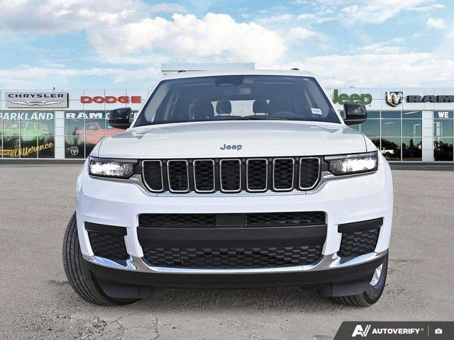 2023 Jeep Grand Cherokee L Laredo 4x4 Nav Adaptive Cruise in Cars & Trucks in St. Albert - Image 2