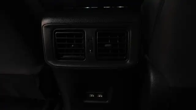 2021 Toyota RAV4 XLE | SUNROOF | ROOF RACK in Cars & Trucks in Mississauga / Peel Region - Image 30