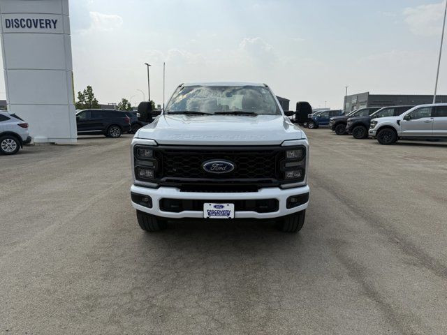 2023 Ford Super Duty F-350 SRW XLT in Cars & Trucks in Saskatoon - Image 2