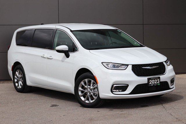 2023 Chrysler Pacifica Touring L AWD | 7 SEATER in Cars & Trucks in London - Image 2
