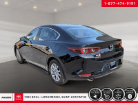 ********NOUVEL ARRIVAGE, PLUSIEURS PHOTOS À VENIR******** Découvrez la Mazda3 2022 Berline GS, une v... (image 5)