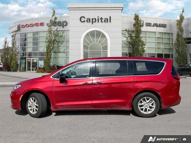 2024 Chrysler Pacifica Touring-L | Accident Free Carfax in Cars & Trucks in Edmonton - Image 2