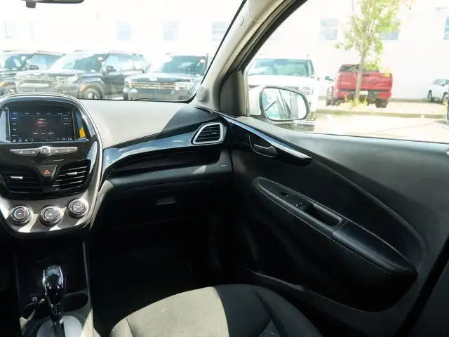 2022 Chevrolet Spark 1LT | Backup Cam | Cloth Interior dans Autos et camions dans Ville d’Edmonton - Image 23