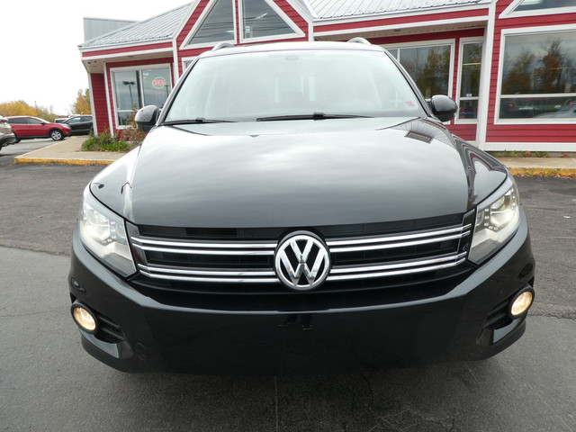  2017 Volkswagen Tiguan AWD, Heated Leather, Sunroof, Nav in Cars & Trucks in Moncton - Image 2