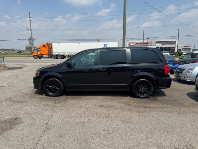 2018 Dodge Grand Caravan GT, ALLOYS, LEATHER, ONLY 124KMS, CERTI in Cars & Trucks in London - Image 2