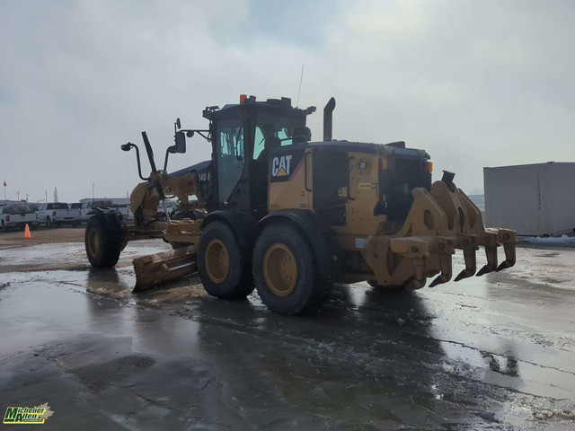 2018 Caterpillar 140M AWD Grader Ripper/Scarifier in Heavy Equipment in Regina - Image 2