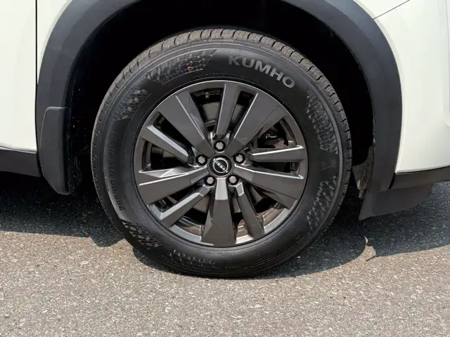 2022 Nissan Pathfinder S in Cars & Trucks in Oshawa / Durham Region - Image 13
