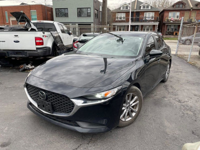  2019 Mazda MAZDA3 GS *AWD, SAFETY FEATURES, BACKUP CAM, LOW KM*