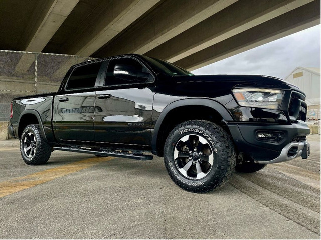 2022 Ram 1500 Rebel 4WD 3.0L ECO DIESEL HEATED SEATS/WHEEL NAVI in Cars & Trucks in Delta/Surrey/Langley