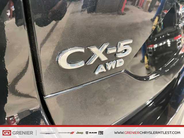 2025 Mazda CX-5 dans Autos et camions  à Ville de Montréal - Image 4