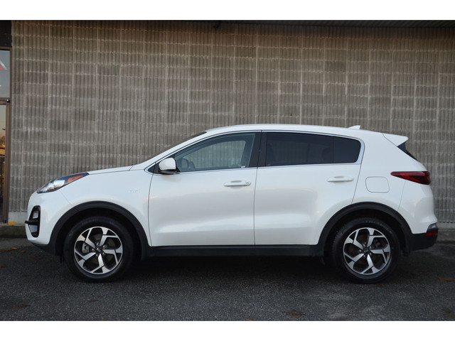 2021 Kia Sportage LX AWD, Bluetooth, Heated Seats, Backup Camera in Cars & Trucks in Burnaby/New Westminster - Image 3