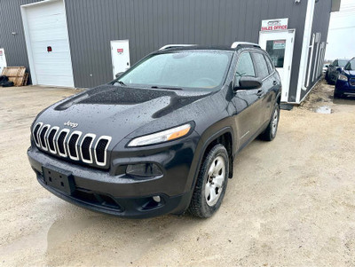 2015 Jeep Cherokee North/AWD/CLEAN TITLE/SAFETIED/HEATED STEERIN