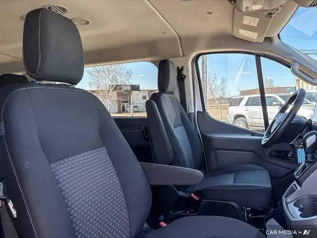 2023 Ford Transit Passenger Wagon T350 | Bluetooth in Cars & Trucks in Saskatoon - Image 28