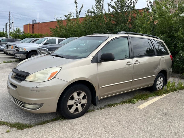 2004 Toyota Sienna CE 7 Passenger AS IS SPECIAL | YOU CERTIFY... in Cars & Trucks in London - Image 2