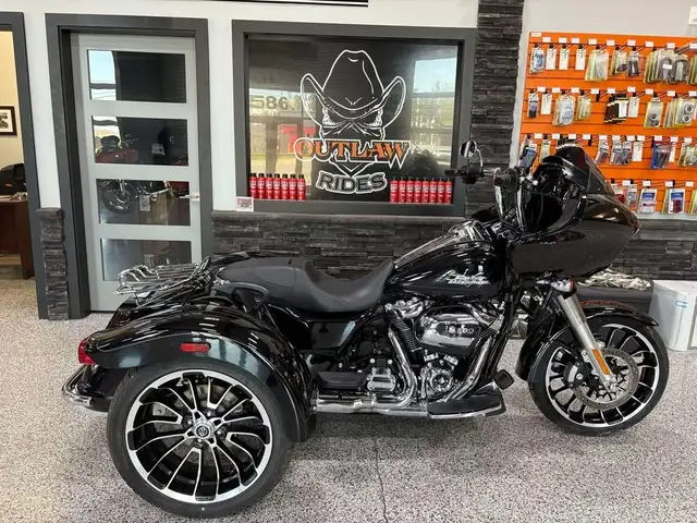 2023 Harley-Davidson Touring Road Glide 3 in Street, Cruisers & Choppers in Moncton - Image 2