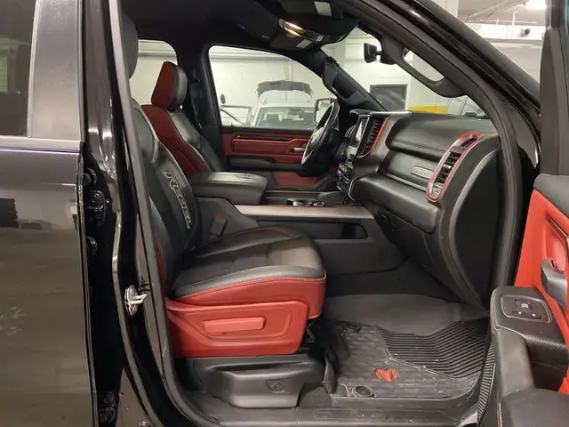 2019 Ram 1500 Rebel 4x4 Quad Cab 6'4 Box dans Autos et camions dans Calgary - Image 15