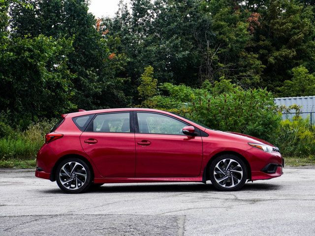 2017 Toyota Corolla iM 4DR HYB CVT- Heated Seats - Rear Camera in Cars & Trucks in Barrie - Image 2