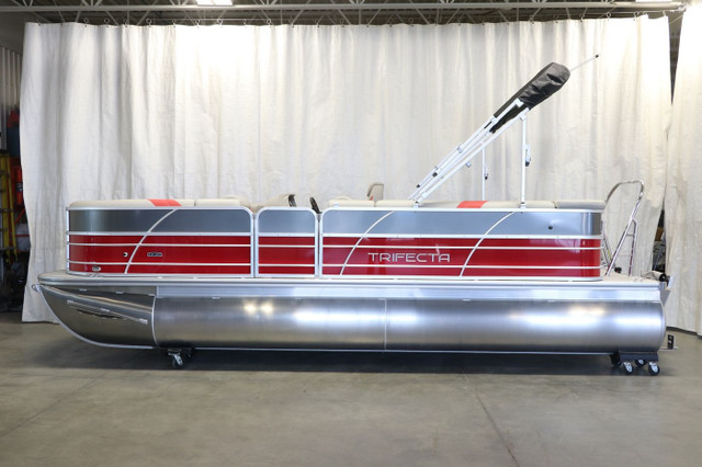 2023 Trifecta 22C LE + MERCURY 115 HP RABAIS 17,000$ in Powerboats & Motorboats in Laurentides - Image 3