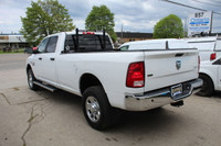 FREE CARFAX REPORT AVAILABLE NO ACCIDENT FULL MAINTENANCE SERVICE HISTORY AVAILABLE Ram 3500 Crew 8f... (image 4)