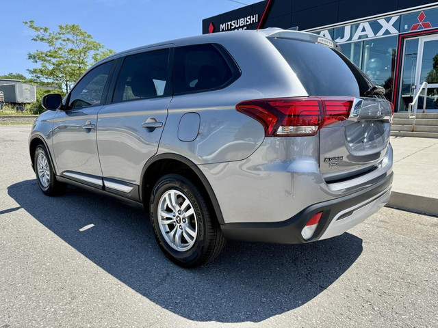 2019 Mitsubishi Outlander ES AWC in Cars & Trucks in Oshawa / Durham Region - Image 3