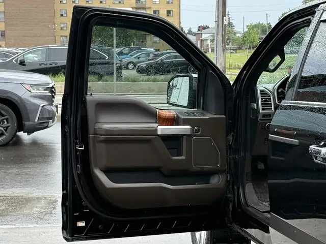 2016 Ford F-150 KING RANCH | PREMIUM LEATHER | PANO | LOADED in Cars & Trucks in City of Toronto - Image 11