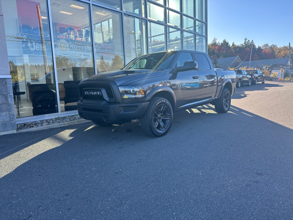 2022 Ram 1500 Classic WARLOCK